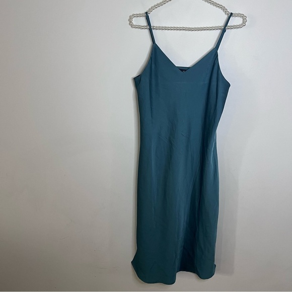 Sam Edelman Other - Sam Edelman V-Neck Cami Slip Dress |Size 6|